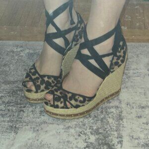 Gyaru style leapard print wedges w/ ankle wrap